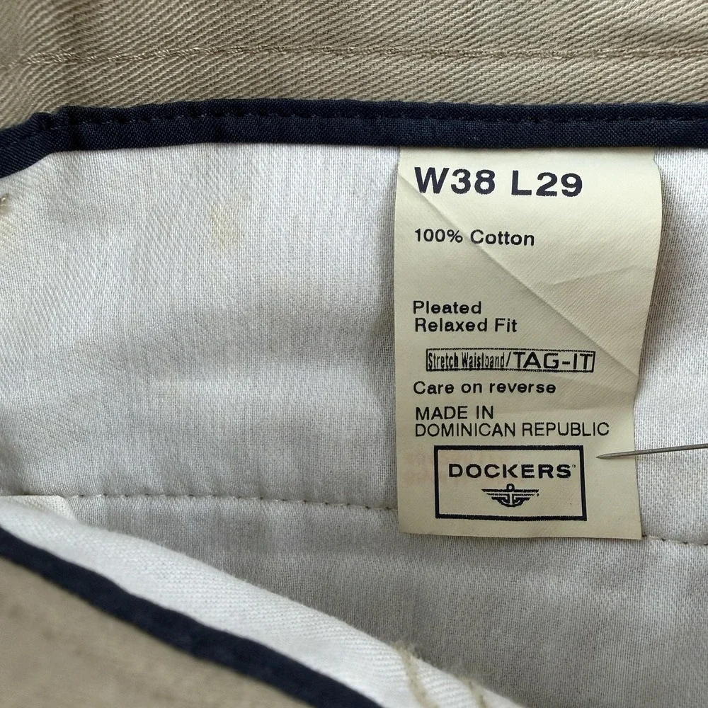 Dockers Khaki Pants Mens 38x29 Beige‎ Relaxed Fit Pleated Cuffed Elastic NWT